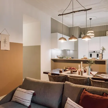 Apartamento Badajoz - 3 Bedrooms And Terrace In Arroios Lisboa