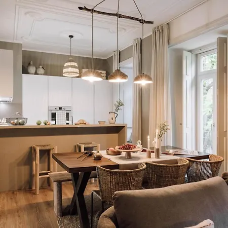 Apartamento Badajoz - 3 Bedrooms And Terrace In Arroios Lisboa